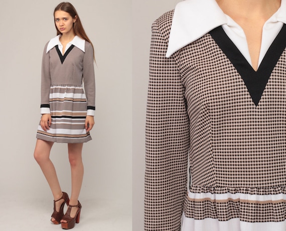 70s Mini Dress Plaid Mod Checkered 60s Long Sleeve WHITE COLLAR Brown 1970s High Waisted Twiggy Vintage Retro MiniDress Medium