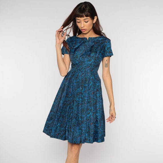 60s Day Dress Blue Paisley Tea Length 60s PLEATED… - image 5