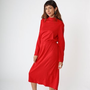 Plain Red Dress 80s Mock Neck Midi Dress Plain Low Elastic Waist Secretary 1980s Vintage Long Sleeve Solid Shift Basic Medium image 4
