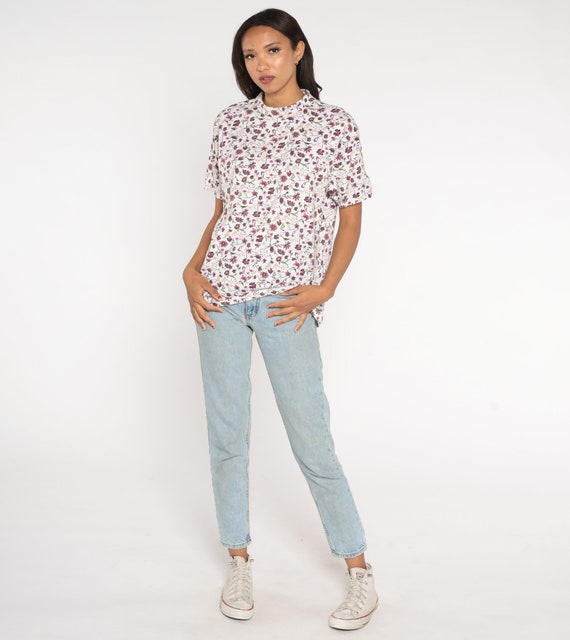 Floral T Shirt 90s Floral Tee White Purple Graphic Tshirt Ribbed Short Sleeve Fold Over Collar Flower Print 1990s Vintage Extra Large xl