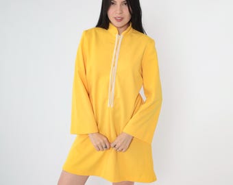 70s Mod Mini Dress Yellow Zip Up Shift Dress Vintage Long Wide Sleeve Front Zipper Plain 1970s Minidress Gogo Small Medium