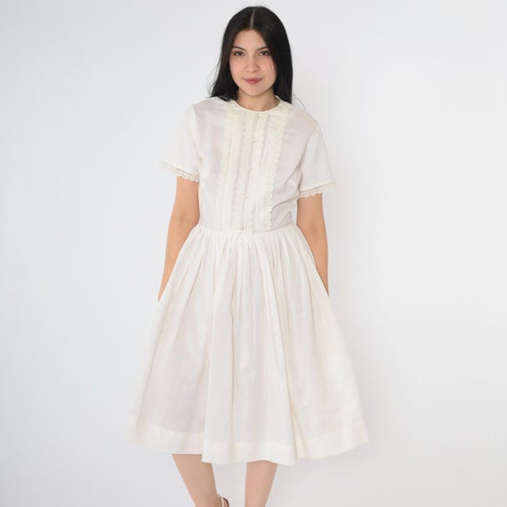 Vintage 60s White Pleated Dress Lace Pearl Button Up Tea Length Midi High Waist Fit and Flare Bow 1960s Pin Up Short Sleeve Plain Small S