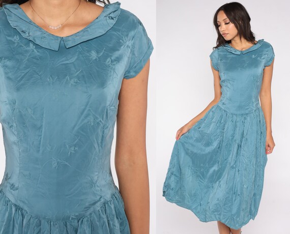 Floral Mini Dress 70s Party Dress Blue Silk Cap Sleeve Low Waist Embossed 1970s Peter Pan Collar Full Skirt Mad Men Vintage Extra Small xs
