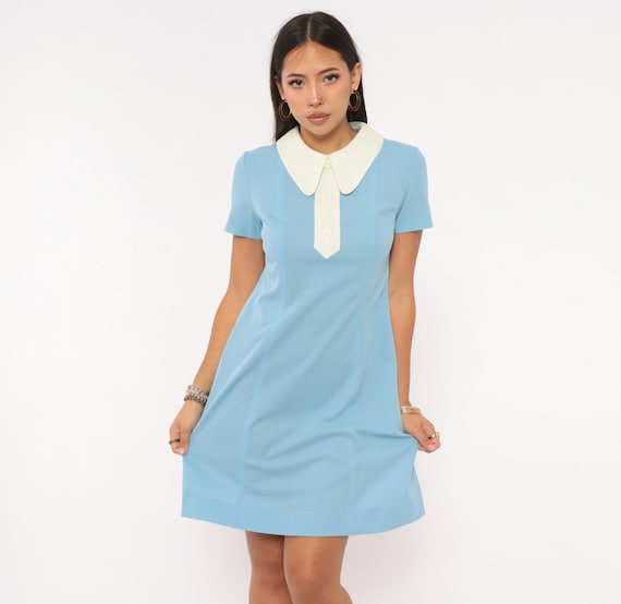 70s Mod Shift Dress Sky Blue Peter Pan Collar White Placket Button Front A Line Mini Short Sleeve Powder Unidress  Vintage Small S