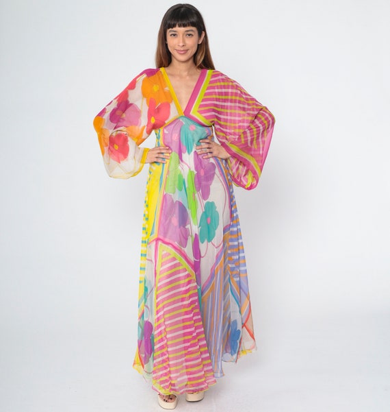 Vintage La Vetta of Beverly Hills Dress 70s Floral Kimono Sleeve Scarf Boho Maxi Dress Bohemian Empire Waist 1970s Hippie Deep V Neck Small