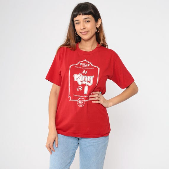 Vintage 90s The King and I Red T-Shirt Rodgers & Hammerstein Circle Players Theater Graphic 1990s USA Made Jerzees Medium M