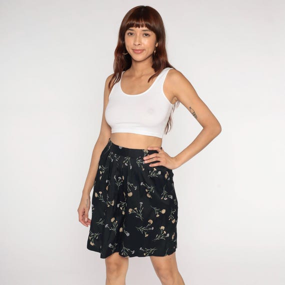 Black Floral Shorts 90s Wide Leg Culottes Elastic Waist High Rise Cottagecore Aesthetic Spring Summer Prairie Casual Vintage Tan Medium M