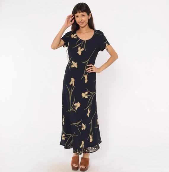 90s Iris Print Maxi Dress Navy Floral Scoop Neck Short Sleeve Chiffon Hem Dark Cottagecore Cream Gold Botanical Vintage Summer Medium M