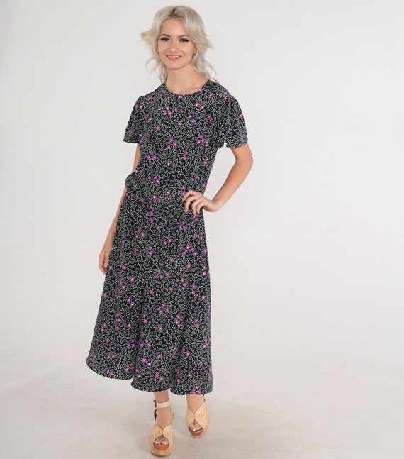 Paisley Floral Dress 80s Midi Dress Flutter Sleeve Black White Purple Flower Print Retro Day Dress Summer Sundress Vintage 1980s Medium M