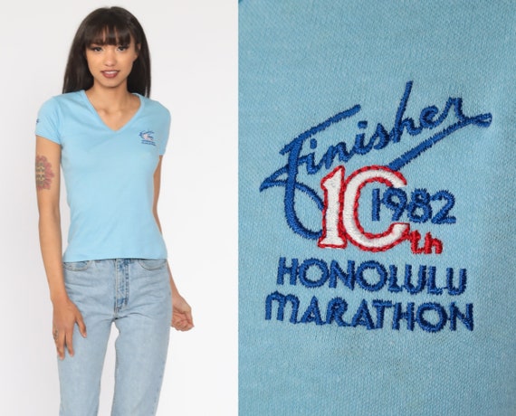 1982 Honolulu Marathon Shirt -- Hawaii Run T Shirt 80s Graphic Tee Baby Blue Running Shirt Jogging Tee Medium