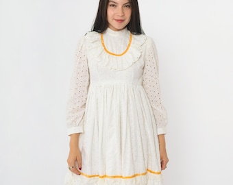 Vintage White Lace Babydoll Dress 70s Mini Eyelet Puff Sleeve Victorian Boho Ruffle Bib MiniDress 1970s Empire Waist Bohemian Retro Small S
