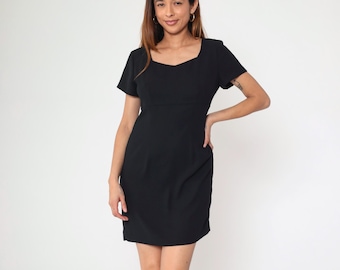 50s Minimalist Little Black Dress - Calf Length - Classic Timeless Petite Vintage - 26 Inch Waist