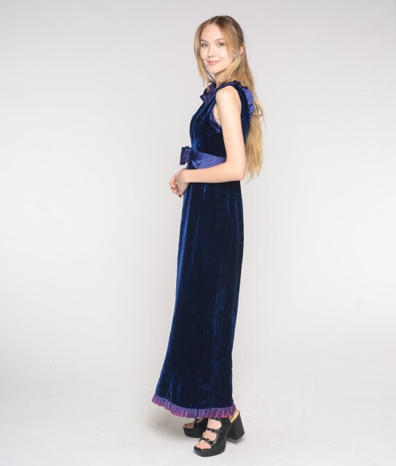 70S Muse Velvet Dress
