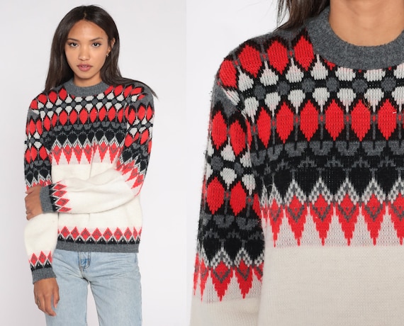 Fair Isle Sweater 80s Pullover White Grey Red Boho Norwegian Sweater Geometric Nordic Print 1980s Vintage Knit Bohemian Small Medium