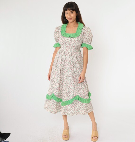 70s Prairie Dress White Calico Floral Midi Dress 60s Puff Sleeve Ruffled Cottagecore Folk Flounce Hem Boho High Waist Vintage Medium Large