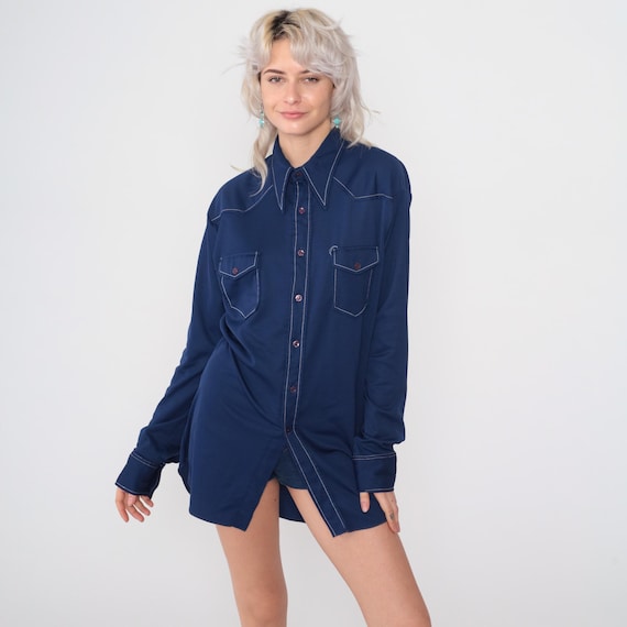 Navy Blue Shirt 70s Button Up Topstitch Disco Shirt Dagger Collar Chest Pocket Long Sleeve Retro Plain Collared Vintage 1970s Men's Medium