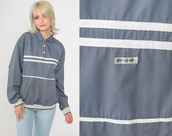 Giacca a vento Pierre Cardin anni '90, grigia, con bottoni, stile streetwear, polo bianca a righe, tasca frontale, vintage anni '90, taglia M