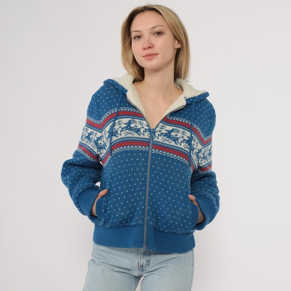 80s Reindeer Hoodie Nordic Pattern Hooded Jacket Blue Cream Red Sherpa Lined Zip Front Fair Isle Winter Sweater Ski Lodge Distressed Medium