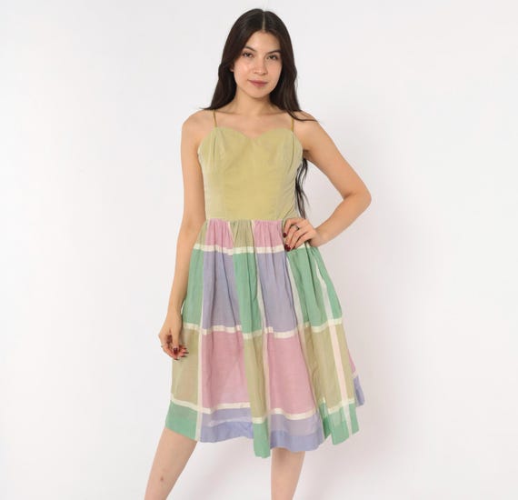 Pastel Plaid Sundress 60s Sweetheart Neckline Spaghetti Strap Cotton Fit Flare Gathered Skirt Lavender Coquette Frock Vintage Extra Small XS