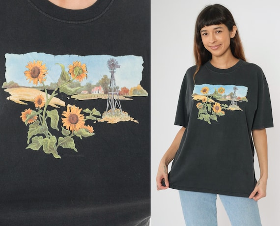 Y2K Farm T-Shirt Black Sunflower Graphic Floral Tee Windmill TShirt Vintage Retro T Shirt 00s Hanes Crewneck Country Farmer Medium M
