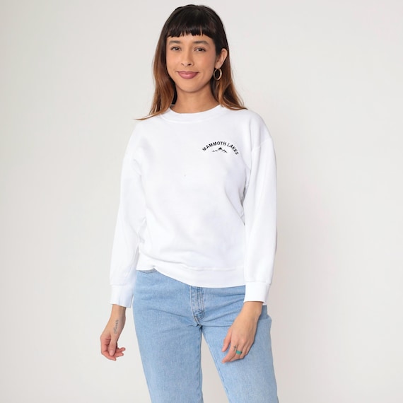 Vintage Mammoth Lakes Sweatshirt 90s California Graphic Print Pullover White Embroidered Mountain Crewneck 1990s Medium M