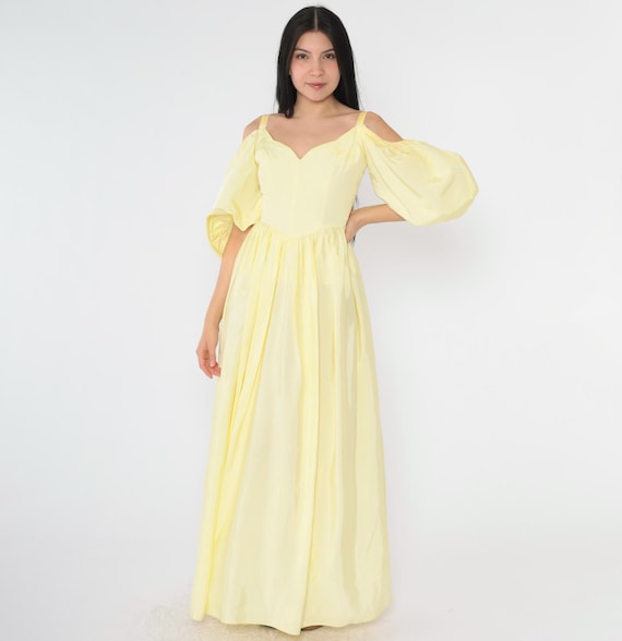 80s Taffeta Prom Gown Off Shoulder Dress Vintage Yellow Scalloped Sweetheart Neckline Fit and Flare Basque Waist Formal 1980s Extra Small xs