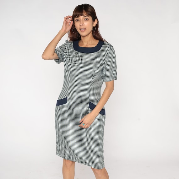 Gingham Shift Dress 90s Preppy Secretary Mini Dress Pocket Dress White Navy Blue Checkered Short Sleeve Minidress Vintage 1990s Medium