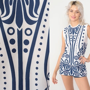 Boho Tank Top 70s Psychedelic Blouse Geometric Art Deco Print Sleeveless Shirt Retro Hippie Op Art Summer White Blue Vintage 1970s Small S