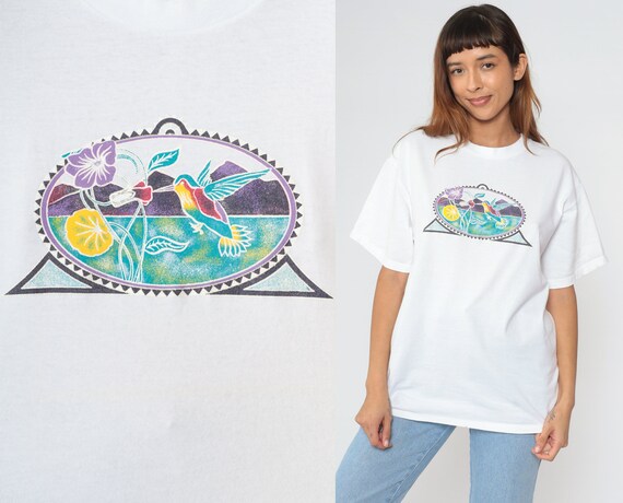 90s Hummingbird T Shirt Floral Bird Shirt Tshirt Vintage Mountain Retro T Shirt White Tee 1990s Graphic Fruit of the loom Medium Large