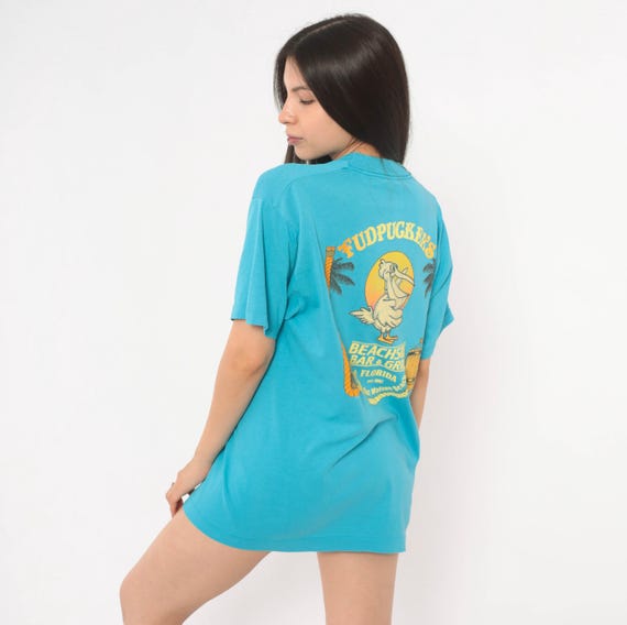 Fudpuckers Florida Tee 90s Beachside Bar Grill Pelican Shirt Teal Blue Souvenir Tourist Beach Vacation Cotton Funny Saying Top Large L