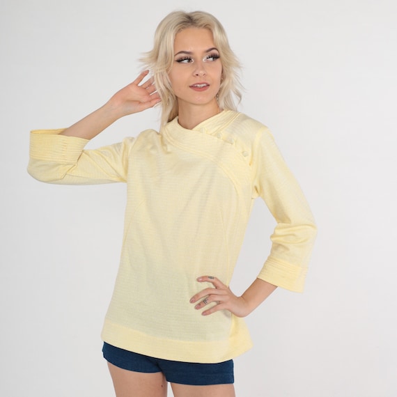 Pale Yellow Top 70s Shiny Checkered Shirt Asian Inspired Asymmetrical Button Shoulder 3/4 Sleeve Blouse Retro Seventies Vintage 1970s Small