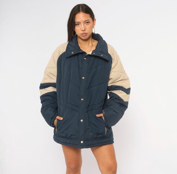 80s Navy Puffer Jacket Cream Color Block Chevron Quilted  Zip Cotton Coat Stand Collar Side Pockets Boxy Ski Winter Puffy Mens Vintage Large