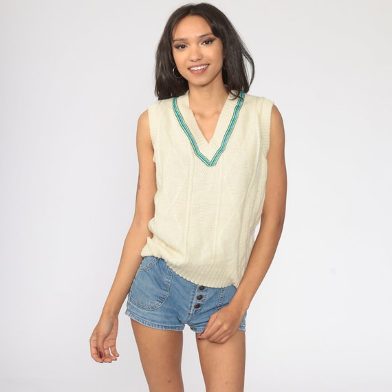 Vintage Cable Knit Vest Top 80s Sleeveless Sweater Tank Cream Vest V Neck 1980s Sleeveless Pullover Cableknit Small Medium
