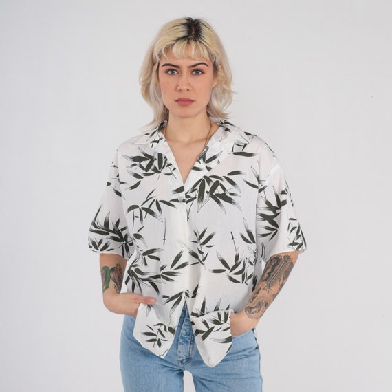 Vintage 90s Tropical Shirt White Black Bamboo Print Top Hawaiian Blouse Button Up Surfer Vacation Short Sleeve Leaf Retro 1990s Medium Large