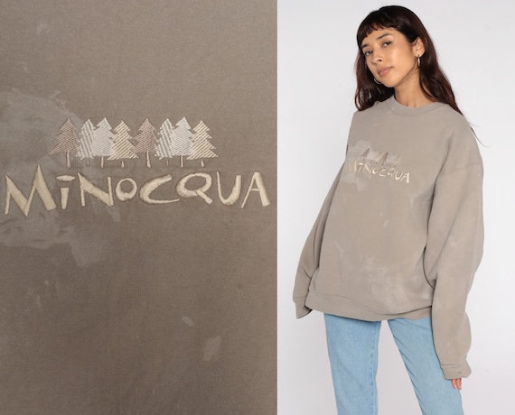 Minocqua Wisconsin Sweatshirt 90s Sweatshirt Distressed Graphic Sweater 1990s Vintage Retro Spellout Sweatshirt Taupe Large