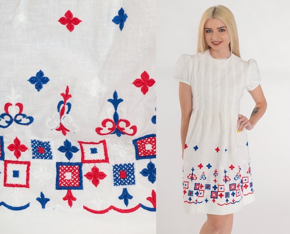 Embroidered Mini Dress 60s White Puff Sleeve Dress Retro Flared Skirt Lace Trim Blue Red Cottagecore Girly Cotton Vintage 1960s Small xs