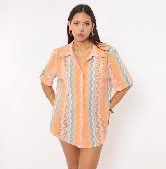 70s Chevron Zigzag Shirt Orange Coral Blue Open Knit Mesh Button Up Short Sleeve Pointed Collar Boxy Sheer Tan Peach Blouse Top Womens Large