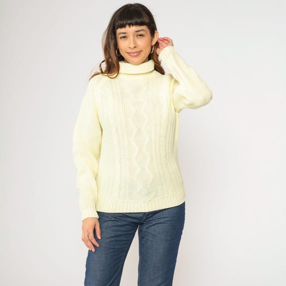 70s Turtleneck Sweater Pale Yellow Cable Knit Sweater 80s Retro Pullover Cableknit Jumper Turtle Neck Vintage 1970s Acrylic Medium M