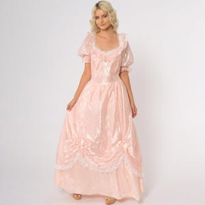 80s Pink Princess Prom Dress Puffy Sleeves Ruffle Lace Trim Bow Detail Maxi Gown Fairy Tale  Baby Pink Formal Party Renaissance Large L