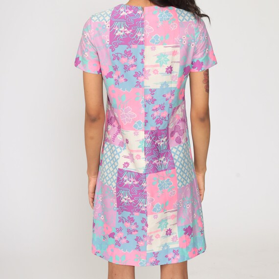 Floral Shift Dress 60s Mod Mini Patchwork Print P… - image 6