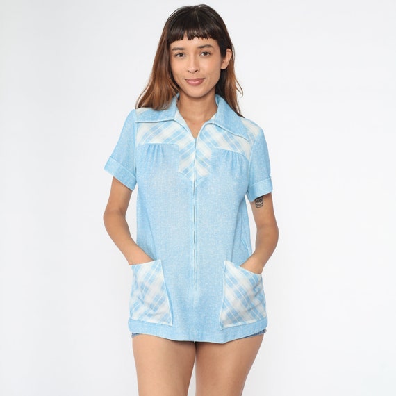 70s Mod Shirt Flecked Baby Blue Blouse Zip Up Checkered Collared Top Short Sleeve Retro Pocket Seventies Space Age Vintage 1970s Medium