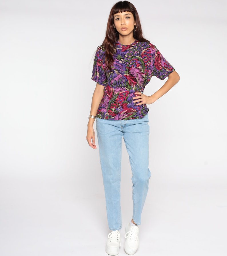 Feather Print Shirt Slouchy Purple Boho Top 80s Graphic Shirt Bohemian Hippie Shirt Retro Top 1980s Vintage T Shirt Medium image 3