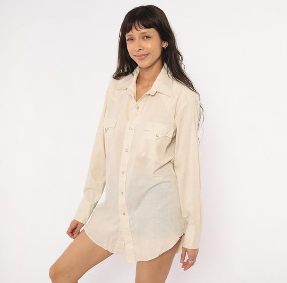 80s Karman Western Shirt Cream Snap Button Pearl Front Pointed Collar Cotton Cowboy Blouse Long Sleeve Yoke Ranch Top Beige Mens Medium M