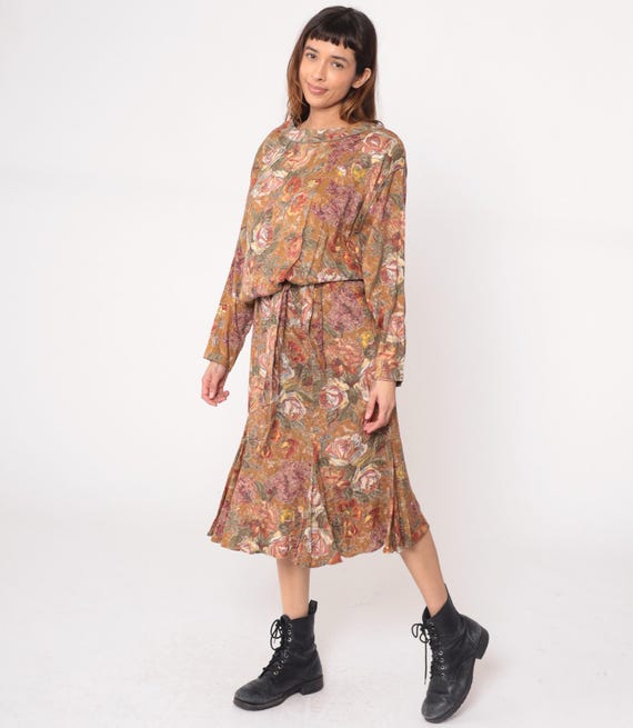 90s Floral Day Dress Brown Orange Rust Long Sleeve Blouson Waist Autumn Print Vintage Fall Colors Botanical Earth Tone Warm Tones Medium M
