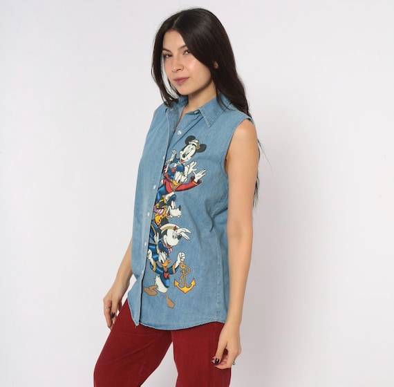 90s Mickey Unlimited Disney Denim Sleeveless Shirt Blue Chambray Cotton Graphic Collared Top Minnie Donald Goofy Anchor Vintage Medium M