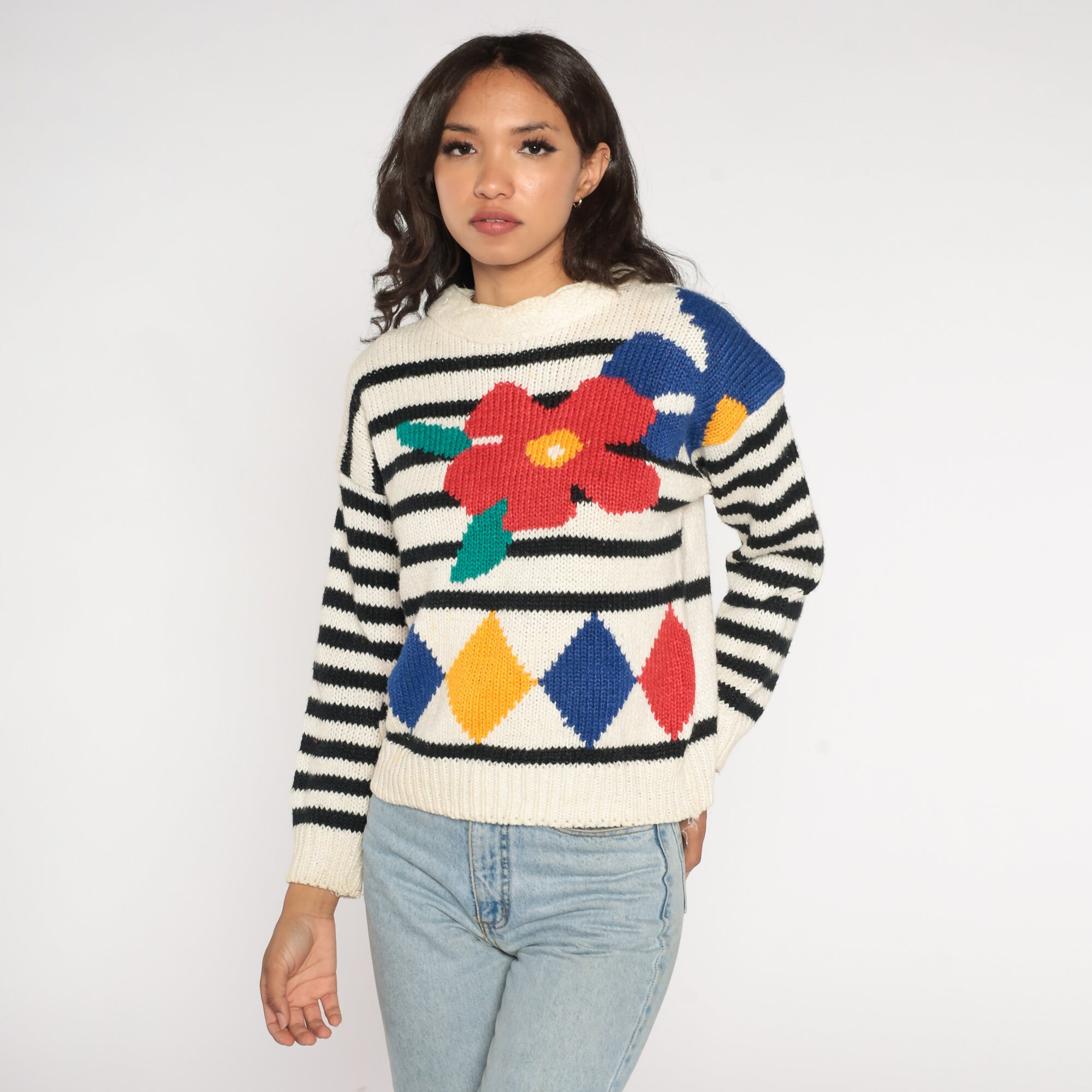 Striped Floral Sweater 90s White Black Knit Pullover Sweater Harlequin