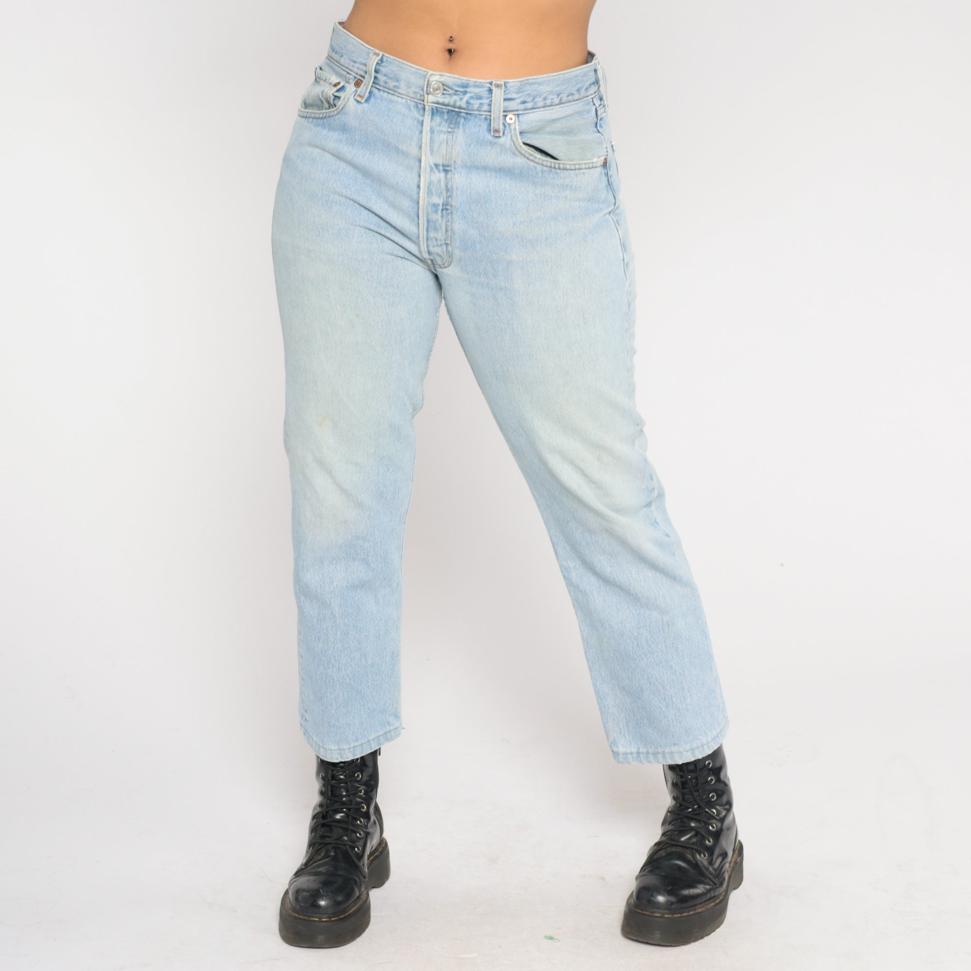Levis 501 Jeans 90s Straight Leg Button Fly Mom Jeans Light Wash