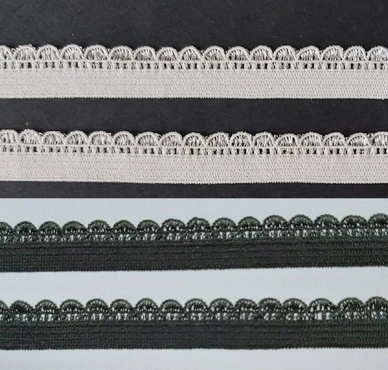 Pu&ograve; includere: Due file di bordino elastico bianco con bordi a festoni e due file di bordino elastico nero con bordi a festoni.