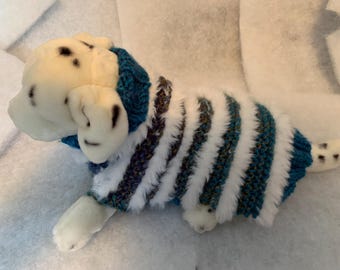 Hand knitted Dog Sweater size S