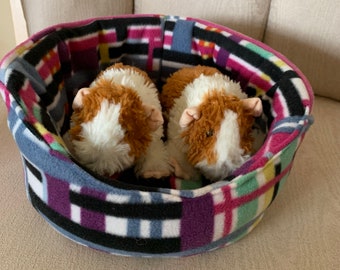 Cuddle Cup for Guinea Pig, HedgehogLarge Cuddle Cup Bed in Fleece for Guinea Pig, Hedgehog, Ferret, Tea Cup Dog, Cat or Small Animal